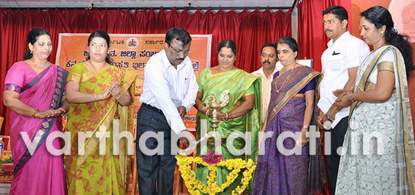 ಸರ್ವಜ್ಞನ ತ್ರಿಪದಿಗಳನ್ನು ಅನುಸರಿಸಿದರೆ ಯಶಸ್ಸು ಸಾಧ್ಯ: ಜಿಲ್ಲಾಧಿಕಾರಿ ವೆಂಕಟೇಶ್